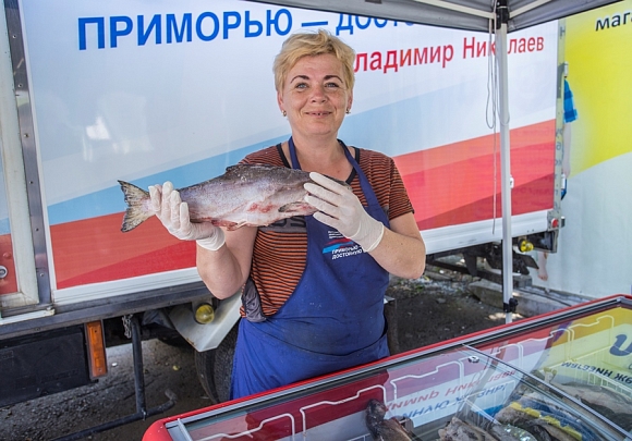 Жители 8-ми районов края смогут купить продукты по сниженным ценам в рамках социальных программ под кураторством Виктории Николаевой