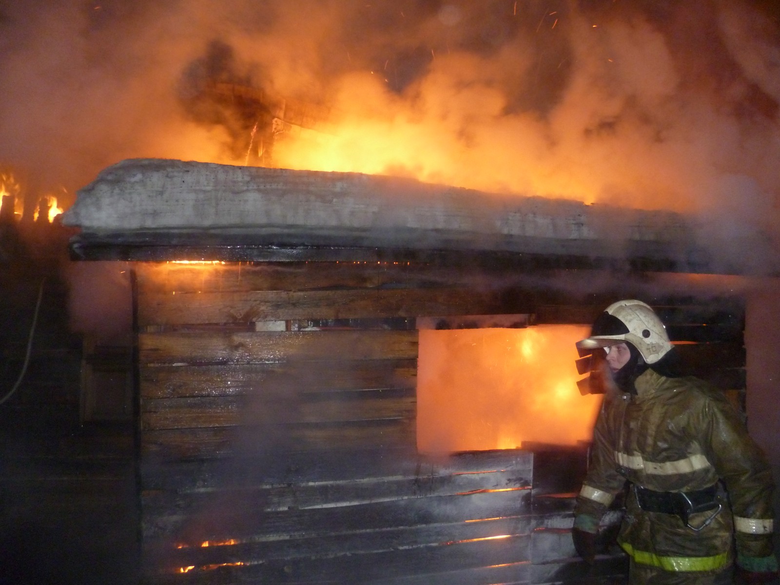 Огнеборцы ликвидировали возгорание бани в селе Владимировка