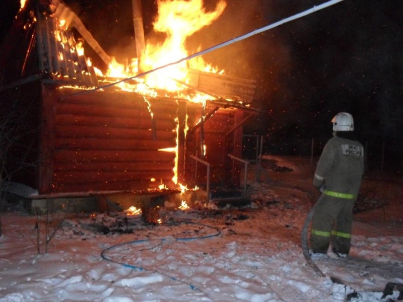 В посёлке Кировский горела баня