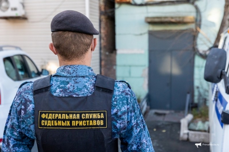 Судебные приставы теперь могут получать номера телефоно...