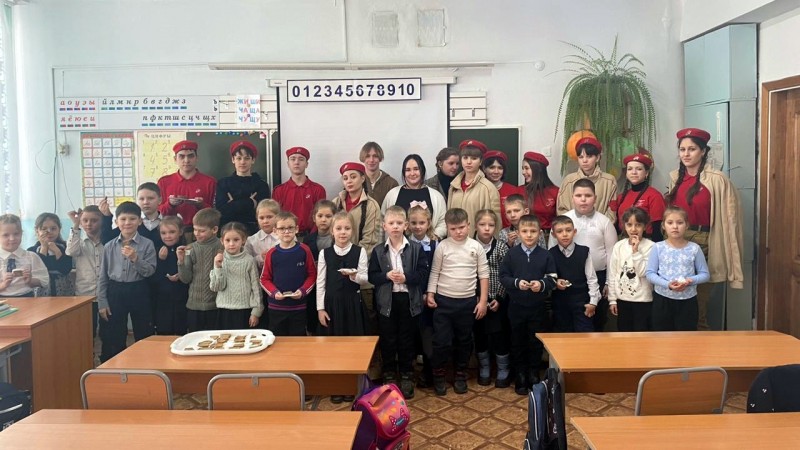 Юнармейцы провели классные часы «Дети блокадного Ленинграда» для первоклассников