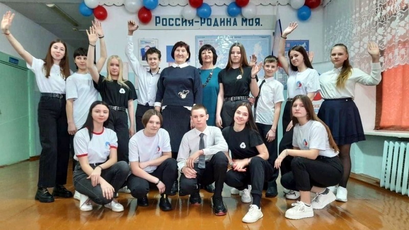 В средней школе села Павло-Федоровка состоялось открытие первичного отделения Российского движения детей и молодёжи «Движение Первых»