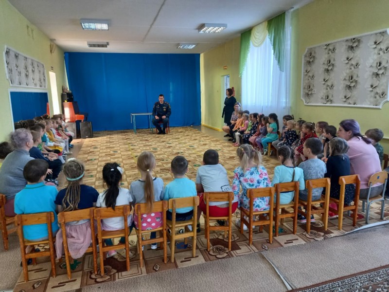 Сотрудники МЧС провели информирование воспитанников детских садов п. Горные Ключи